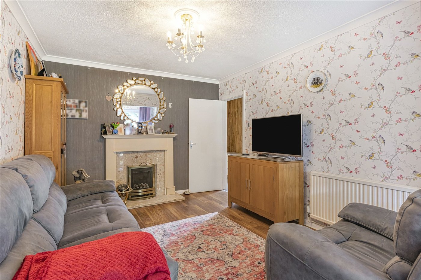 4 bedroom bungalow for sale in Hextable | Robinson Jackson