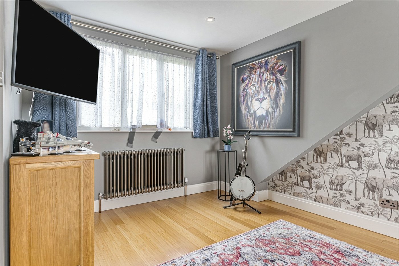 4 bedroom bungalow for sale in Hextable | Robinson Jackson