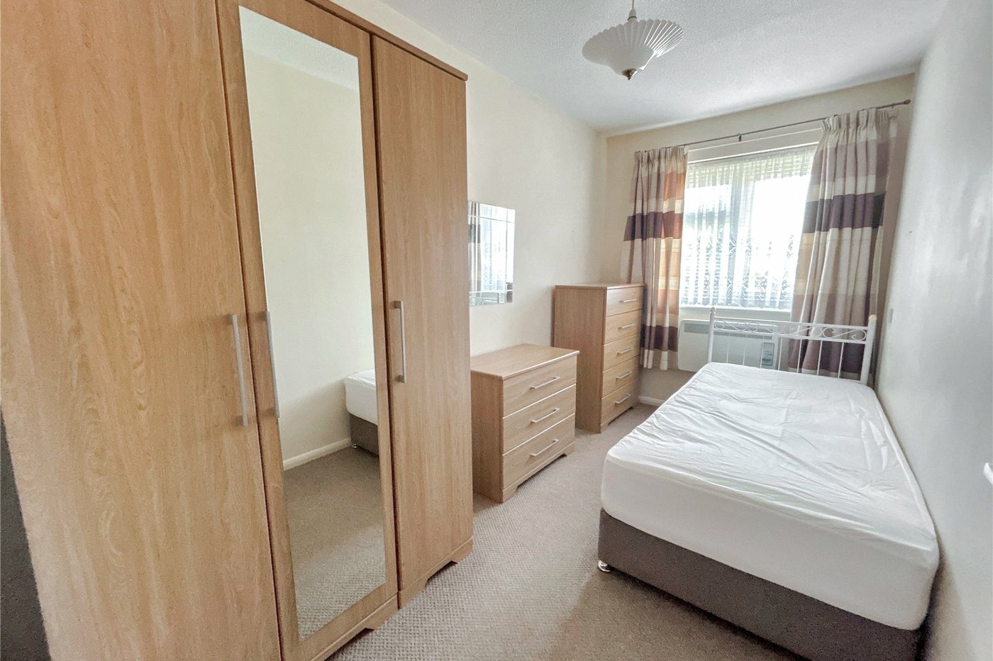 2 bedroom property for sale in Sidcup | Robinson Jackson