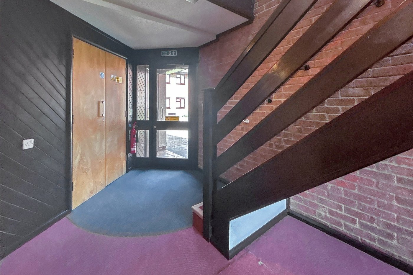 2 bedroom property for sale in Sidcup | Robinson Jackson