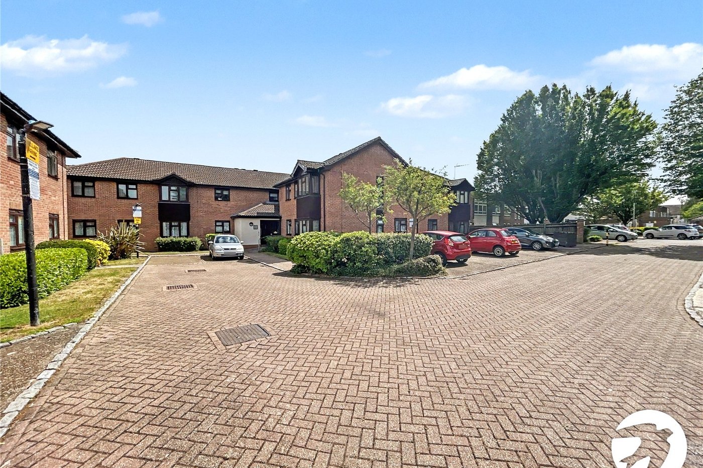 2 bedroom property for sale in Sidcup | Robinson Jackson