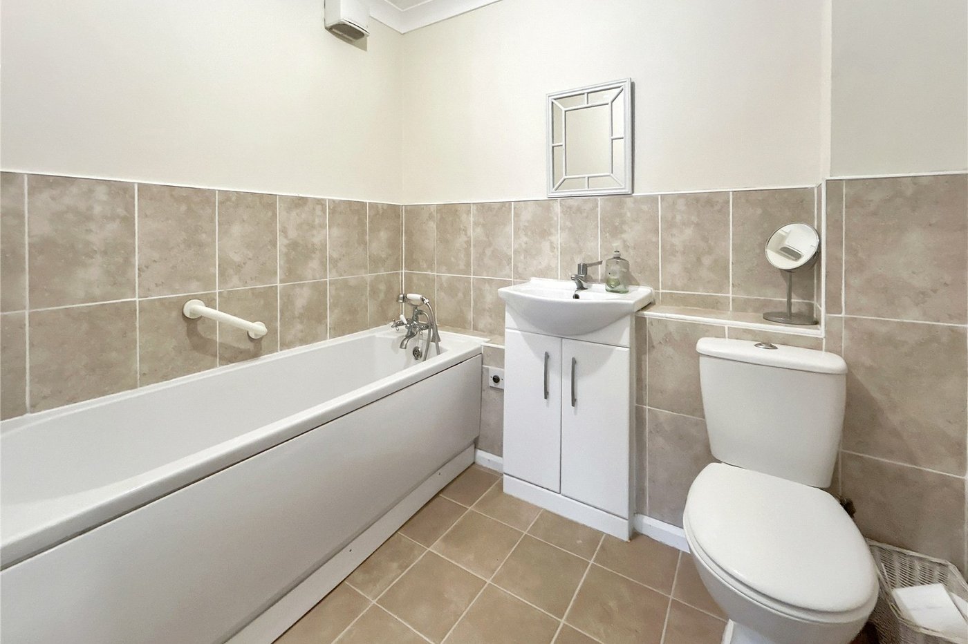 2 bedroom property for sale in Sidcup | Robinson Jackson