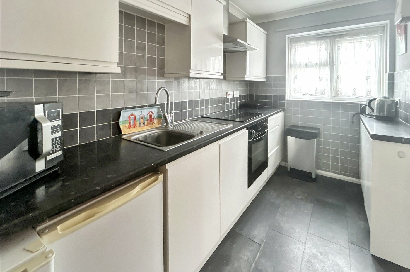 2 bedroom property for sale in Sidcup | Robinson Jackson