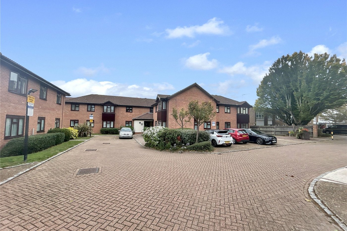 2 bedroom property for sale in Sidcup | Robinson Jackson