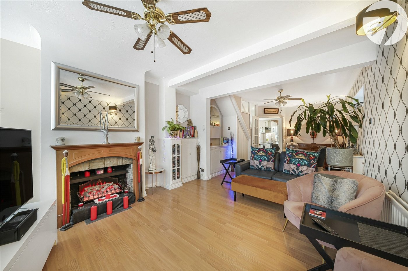 3 bedroom house for sale in West Dartford | Robinson Jackson