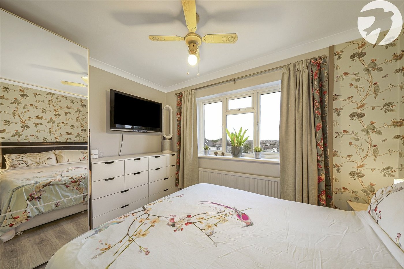 3 bedroom house for sale in West Dartford | Robinson Jackson