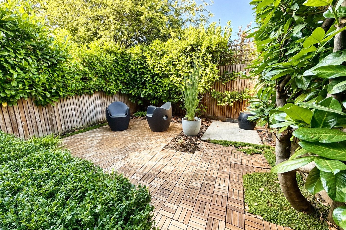 3 bedroom house for sale in London | Robinson Jackson