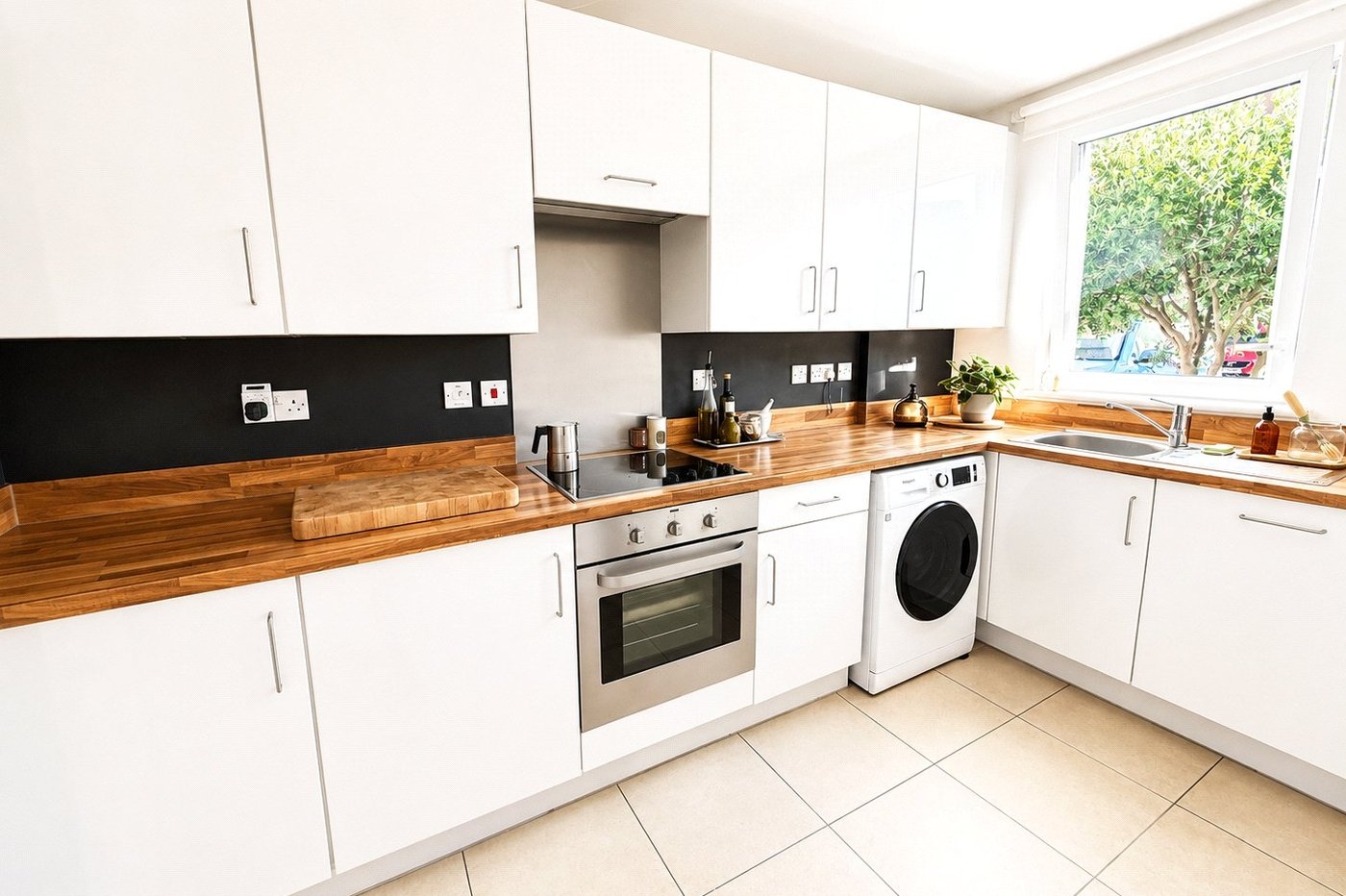 3 bedroom house for sale in London | Robinson Jackson