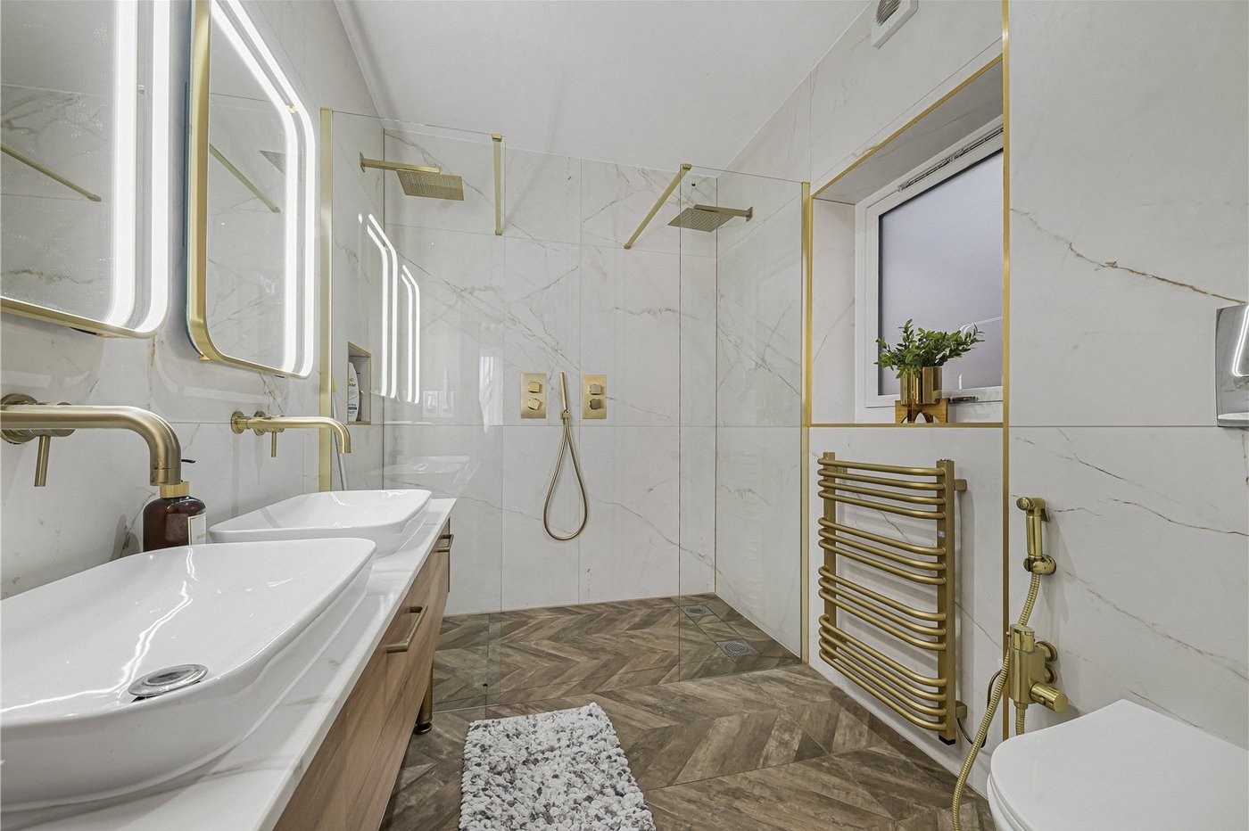 4 bedroom property for sale in Dartford | Robinson Jackson