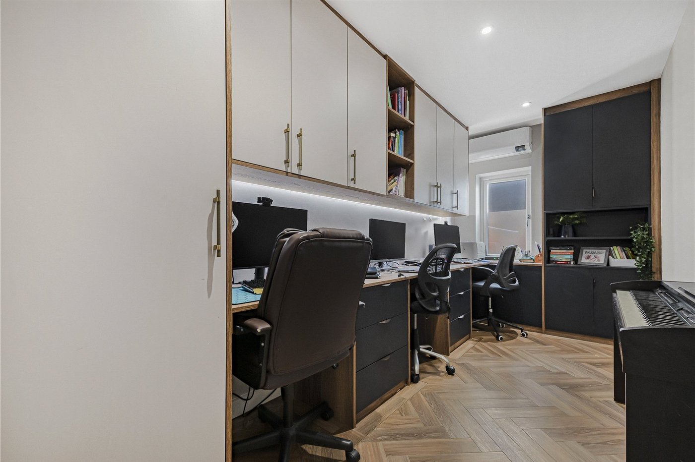 4 bedroom property for sale in Dartford | Robinson Jackson