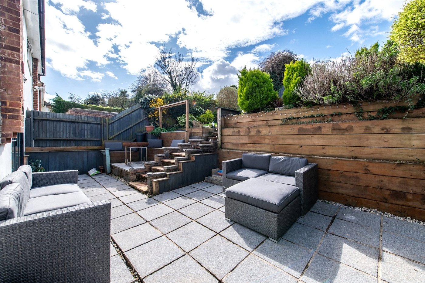 3 bedroom house for sale in Istead Rise | Robinson Michael & Jackson
