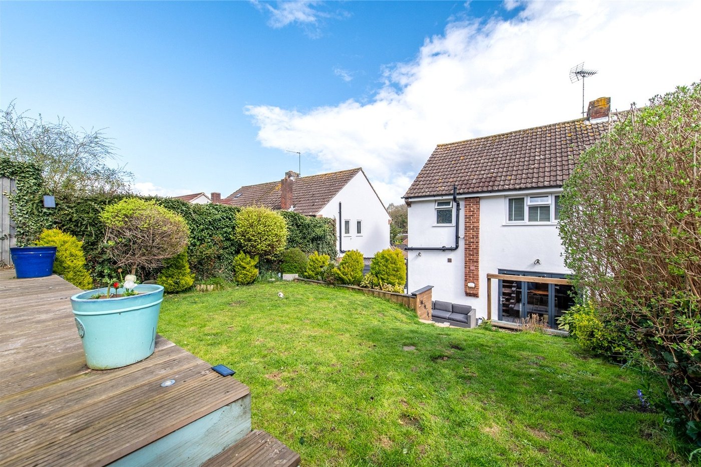 3 bedroom house for sale in Istead Rise | Robinson Michael & Jackson