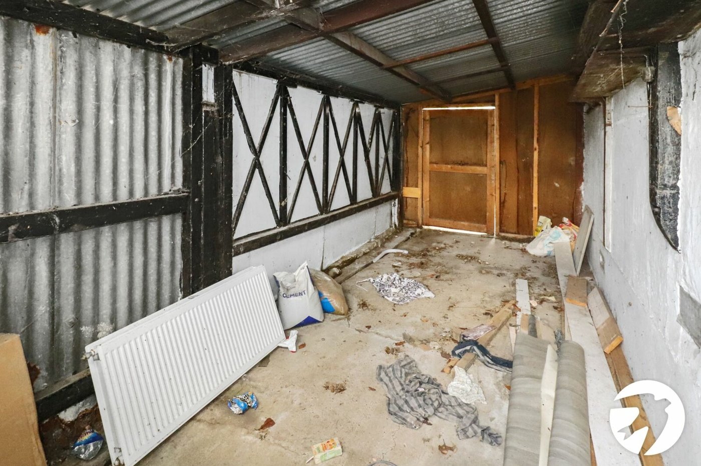 3 bedroom house for sale in London | Robinson Jackson