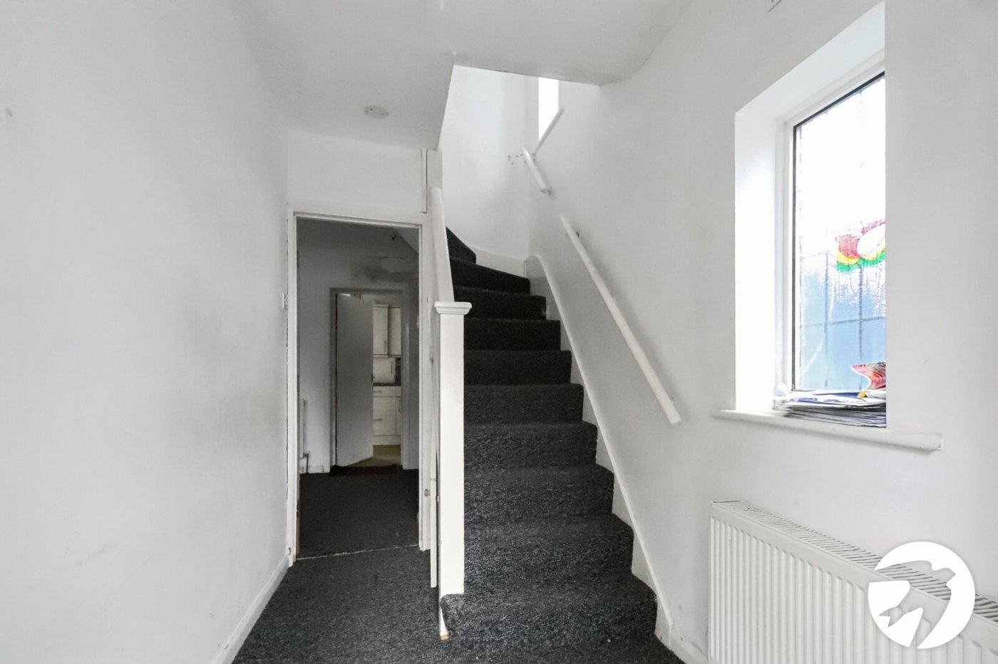 3 bedroom house for sale in London | Robinson Jackson