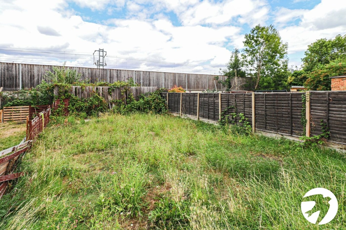 3 bedroom house for sale in London | Robinson Jackson