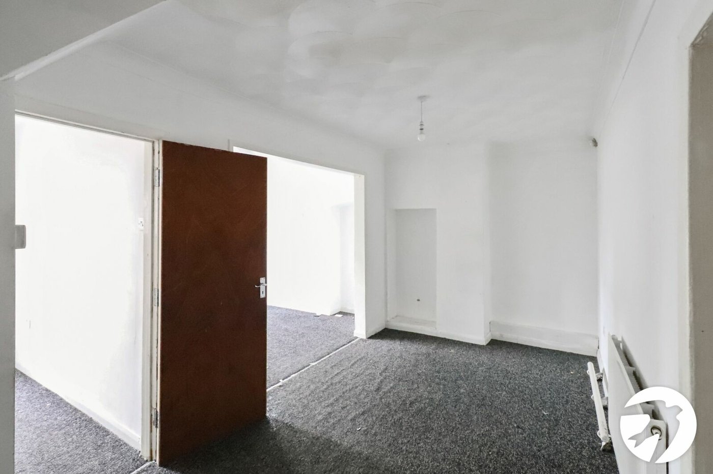 3 bedroom house for sale in London | Robinson Jackson