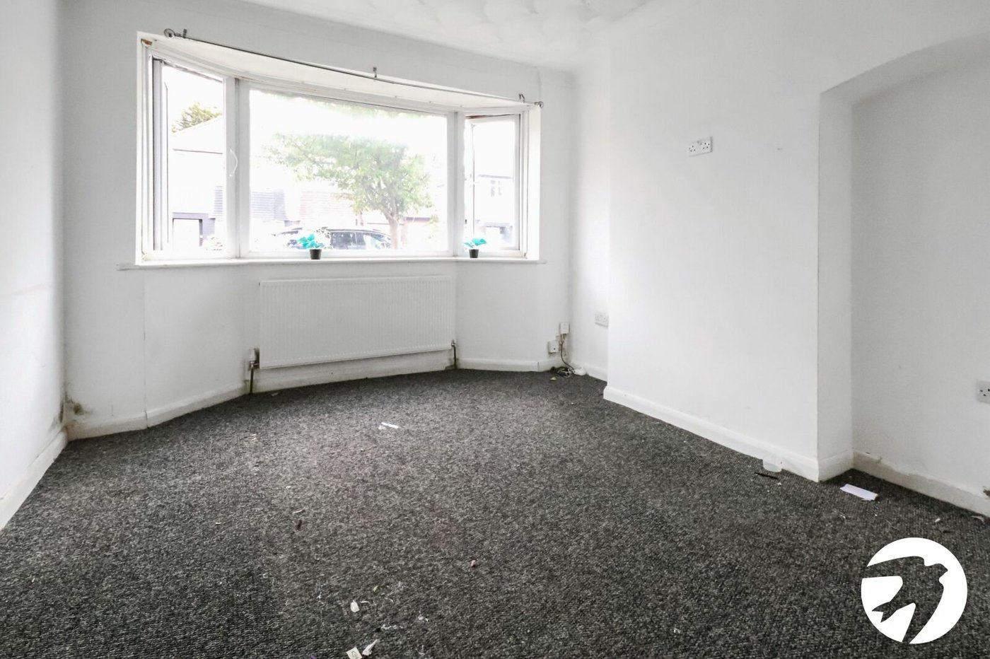 3 bedroom house for sale in London | Robinson Jackson