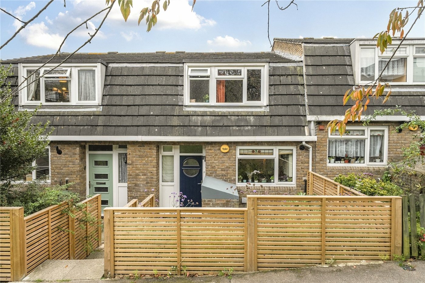 3 bedroom house for sale in London | Robinson Jackson