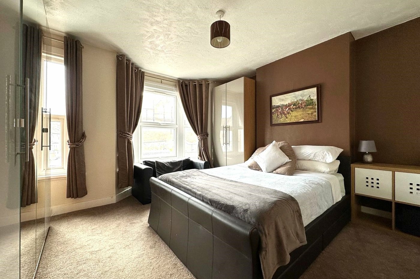 4 bedroom house for sale in Catford | Robinson Jackson