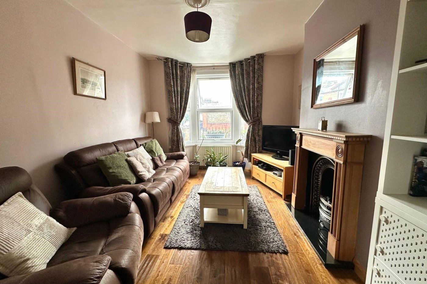4 bedroom house for sale in Catford | Robinson Jackson