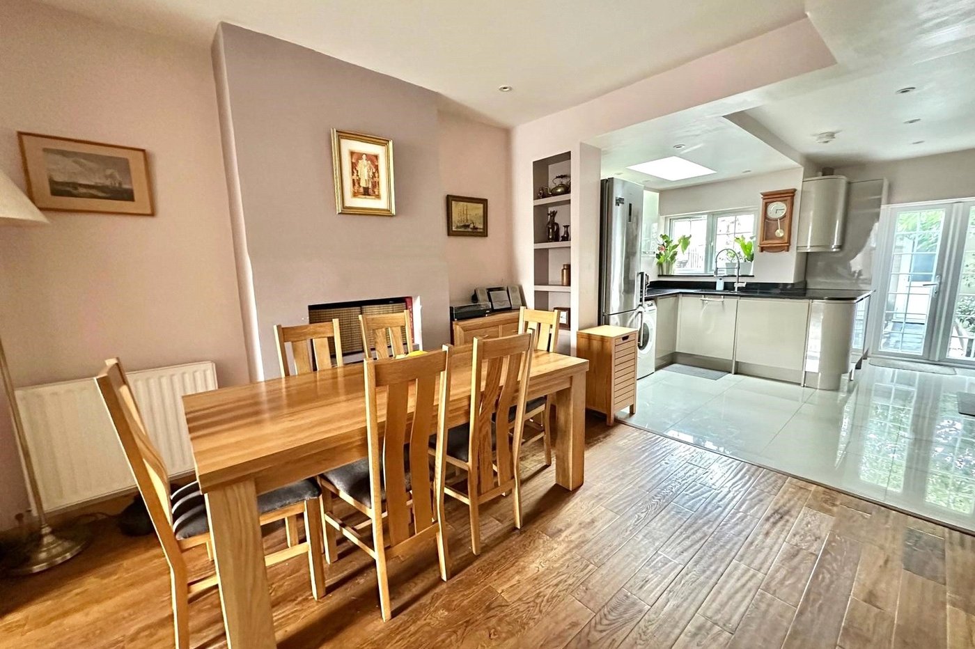 4 bedroom house for sale in London | Robinson Jackson