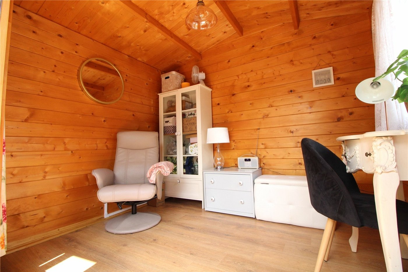 1 bedroom property for sale in Southfleet | Robinson Michael & Jackson