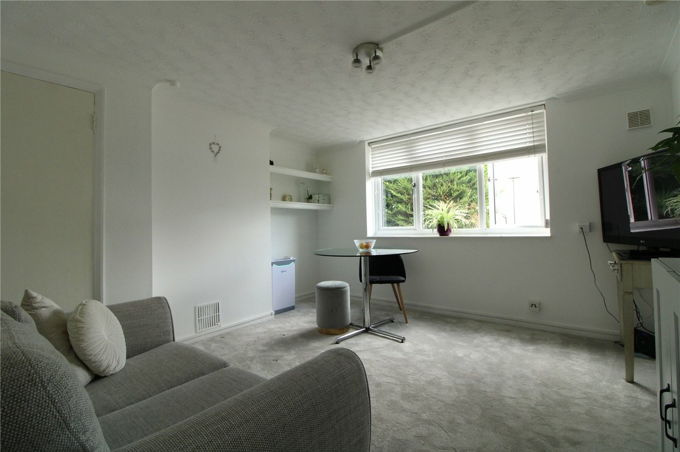 1 bedroom property for sale in Southfleet | Robinson Michael & Jackson