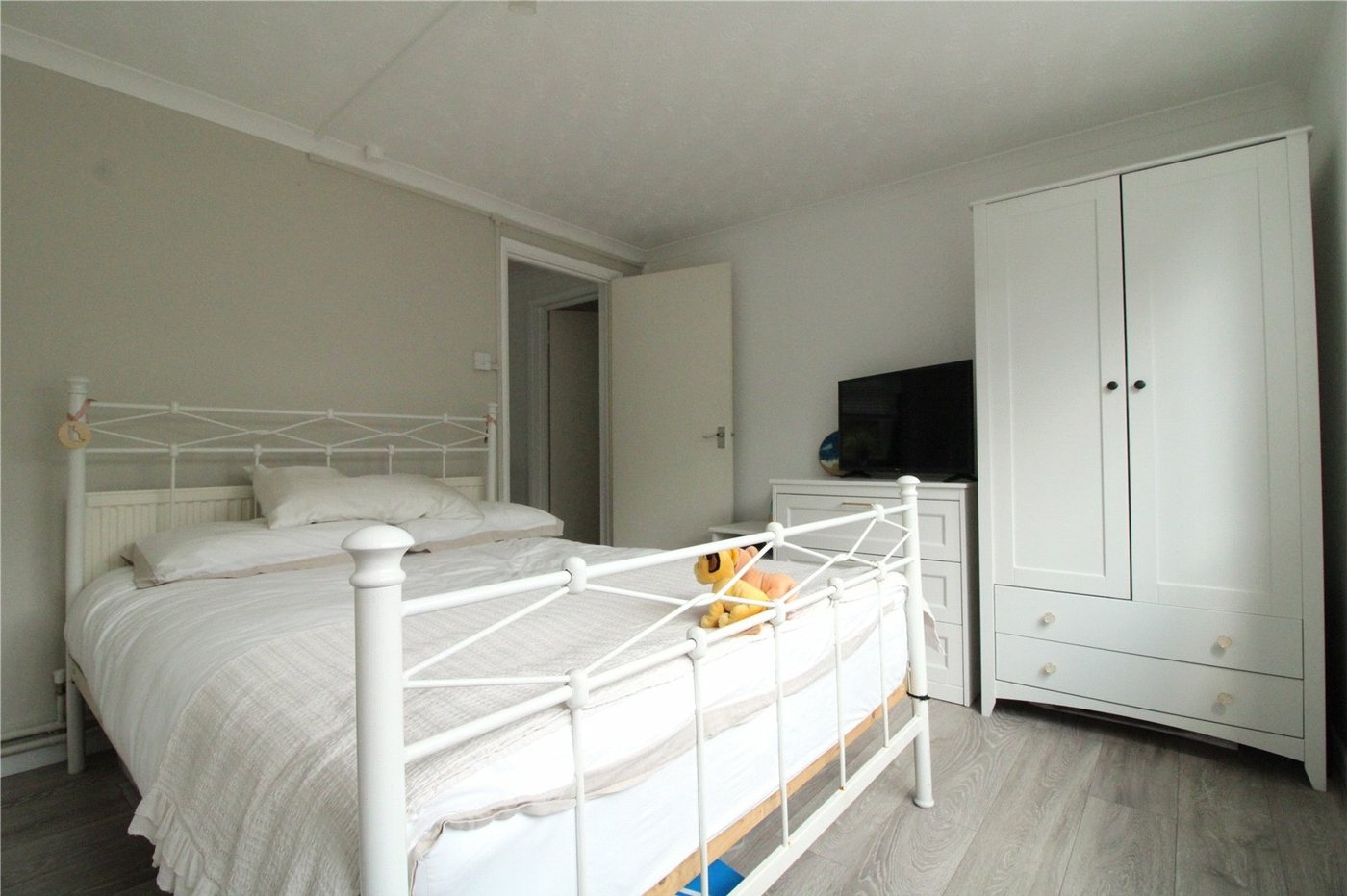 1 bedroom property for sale in Southfleet | Robinson Michael & Jackson