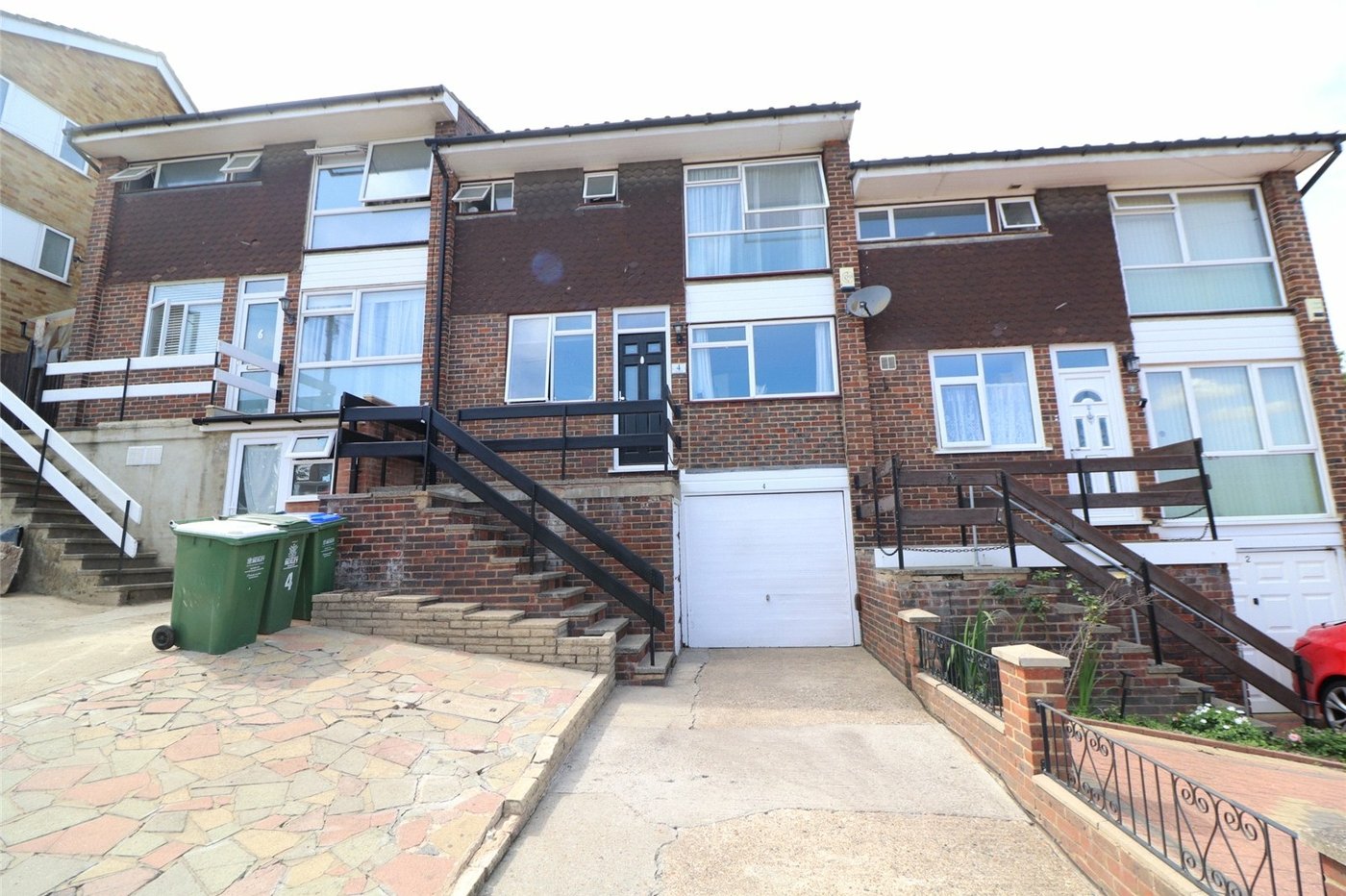 4 bedroom property for sale in Erith | Robinson Jackson