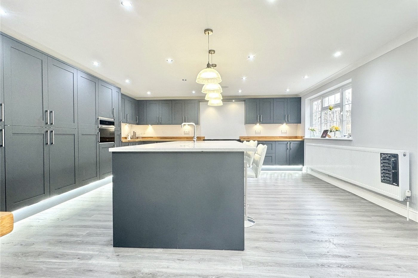 4 bedroom house for sale in Leydenhatch Lane | Robinson Jackson