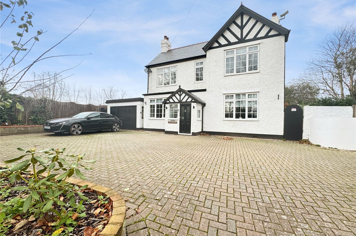 4 bedroom house for sale in Leydenhatch Lane | Robinson Jackson