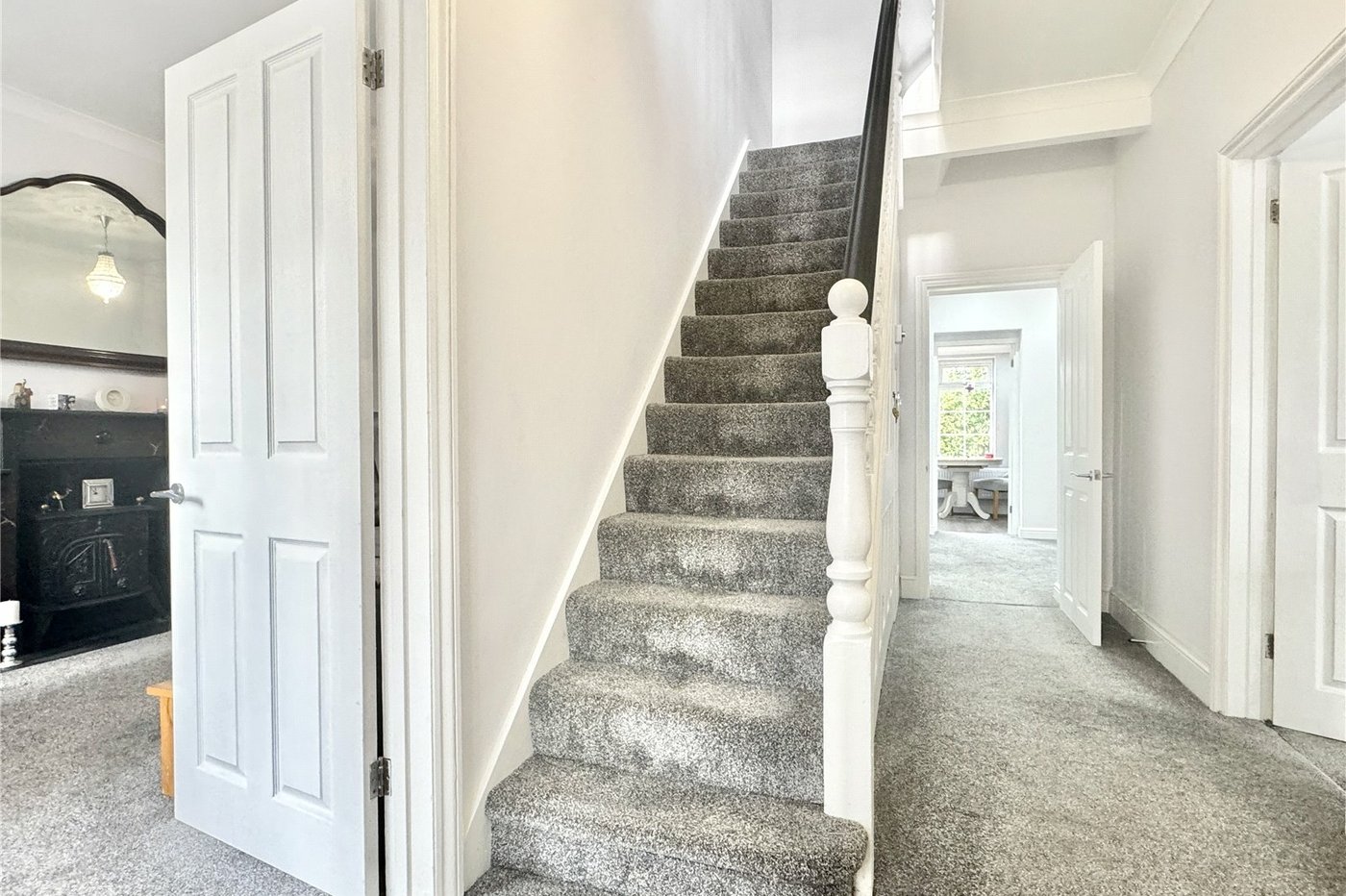 4 bedroom house for sale in Leydenhatch Lane | Robinson Jackson