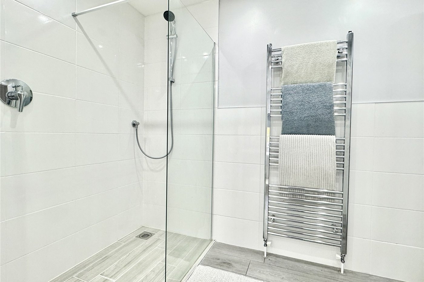 4 bedroom house for sale in Leydenhatch Lane | Robinson Jackson