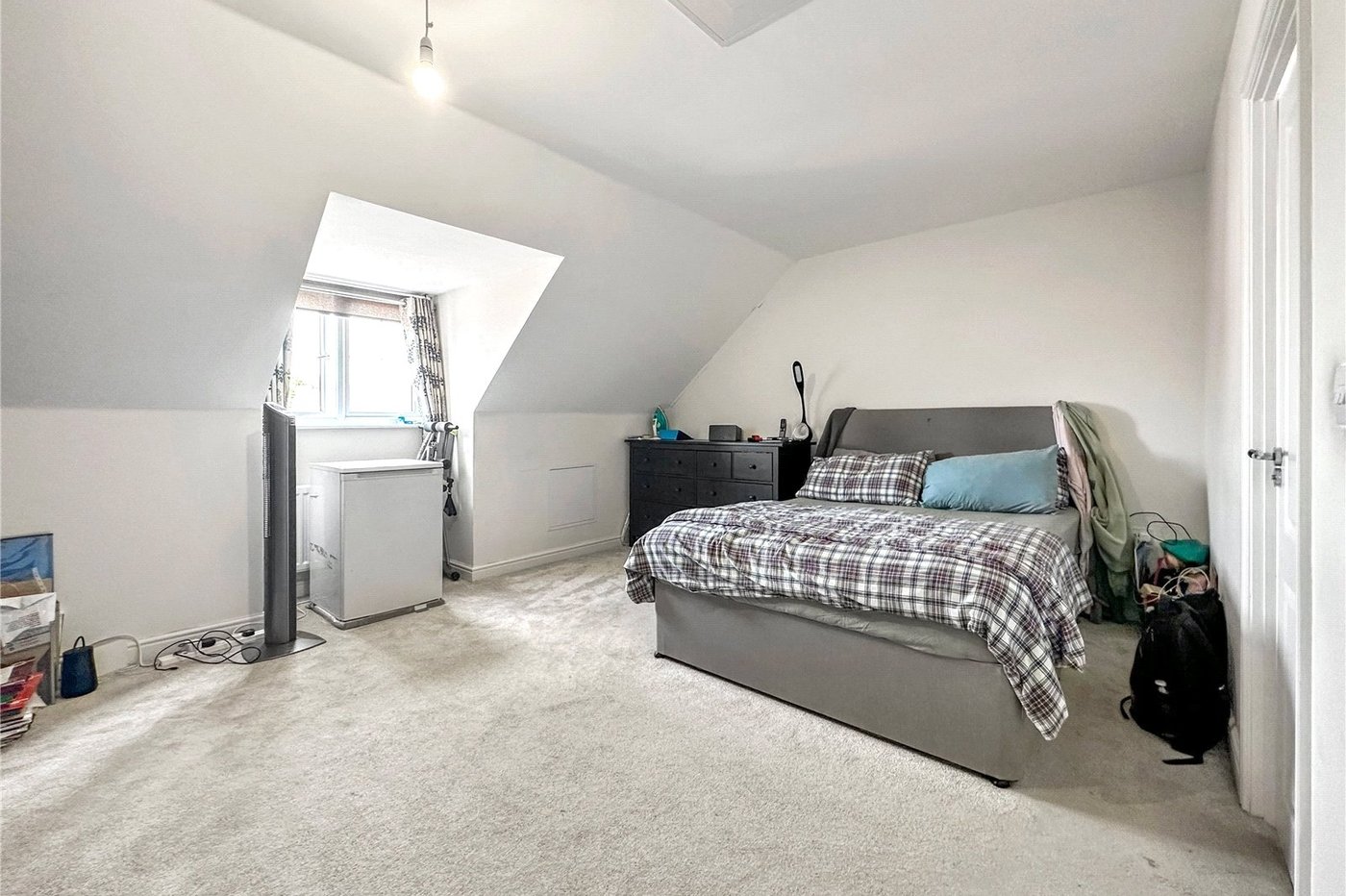 4 bedroom house for sale in Rainham | Robinson Michael & Jackson