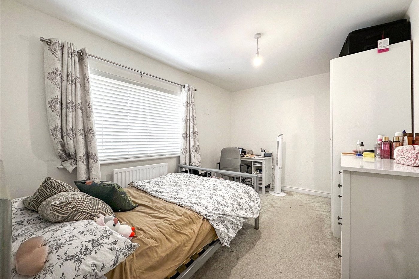 4 bedroom house for sale in Rainham | Robinson Michael & Jackson