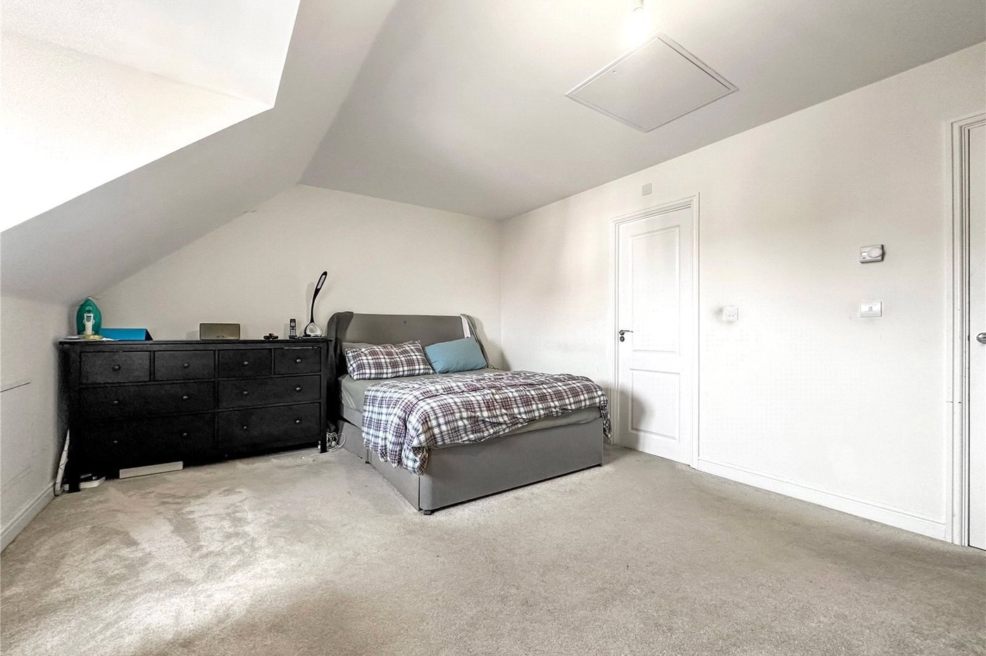 4 bedroom house for sale in Rainham | Robinson Michael & Jackson