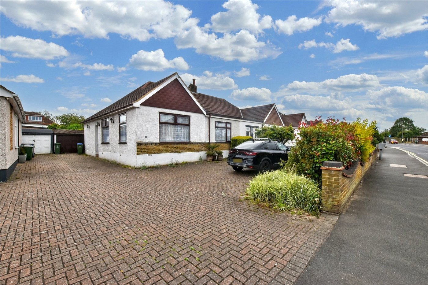 3 bedroom bungalow for sale in Bexleyheath | Robinson Jackson