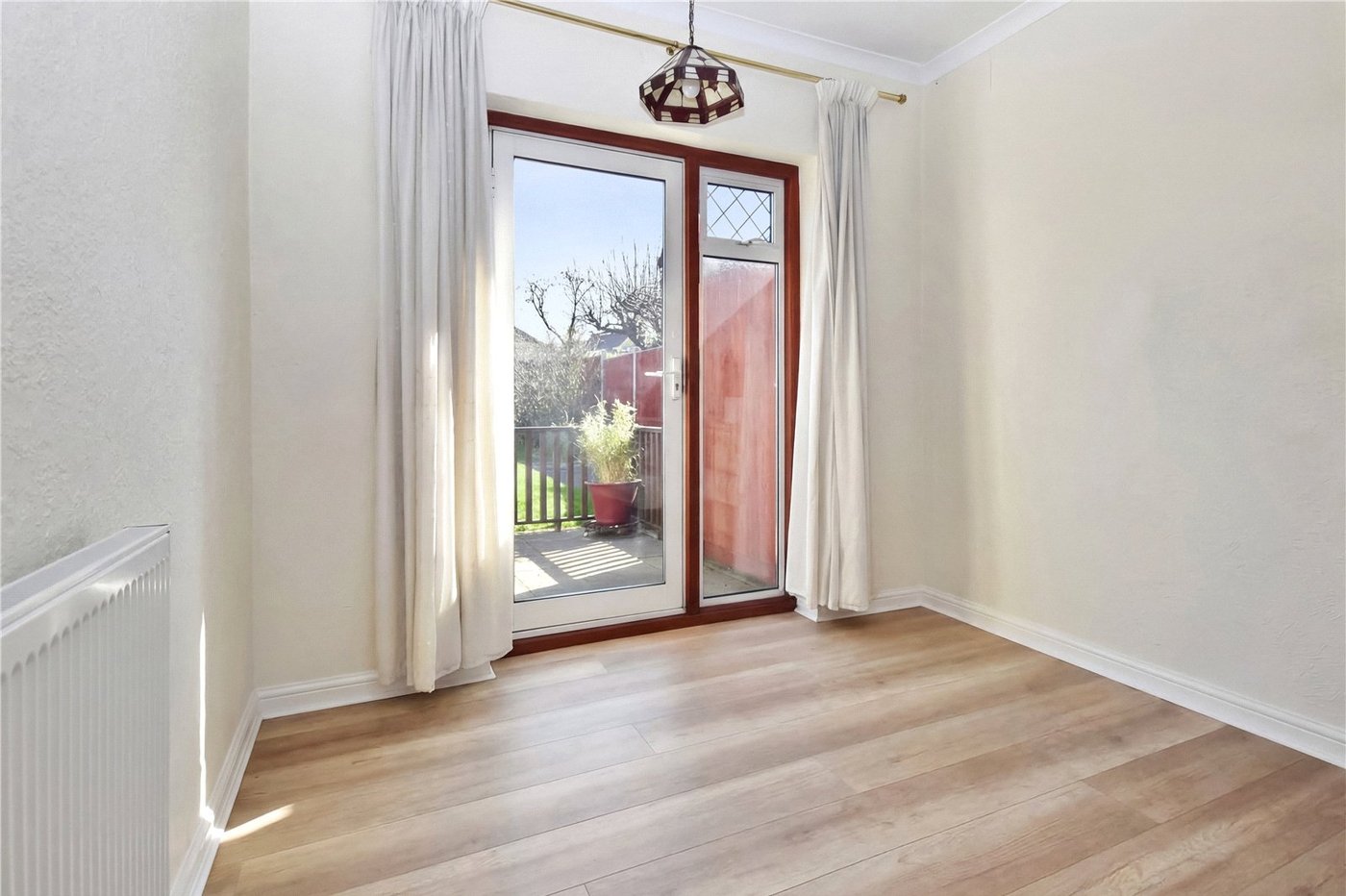 3 bedroom bungalow for sale in Bexleyheath | Robinson Jackson