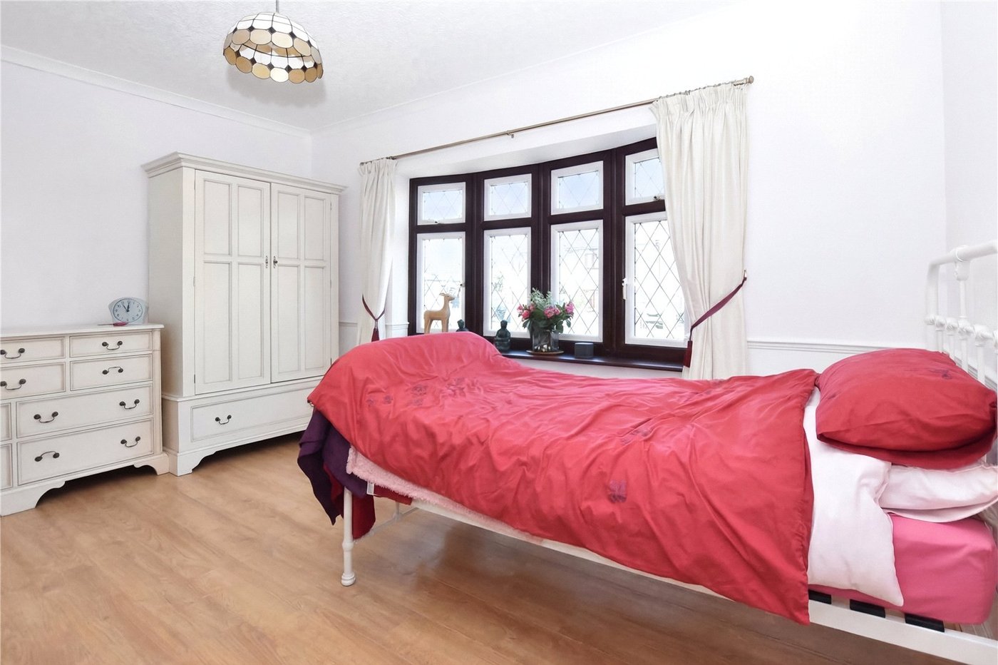 3 bedroom bungalow for sale in Bexleyheath | Robinson Jackson