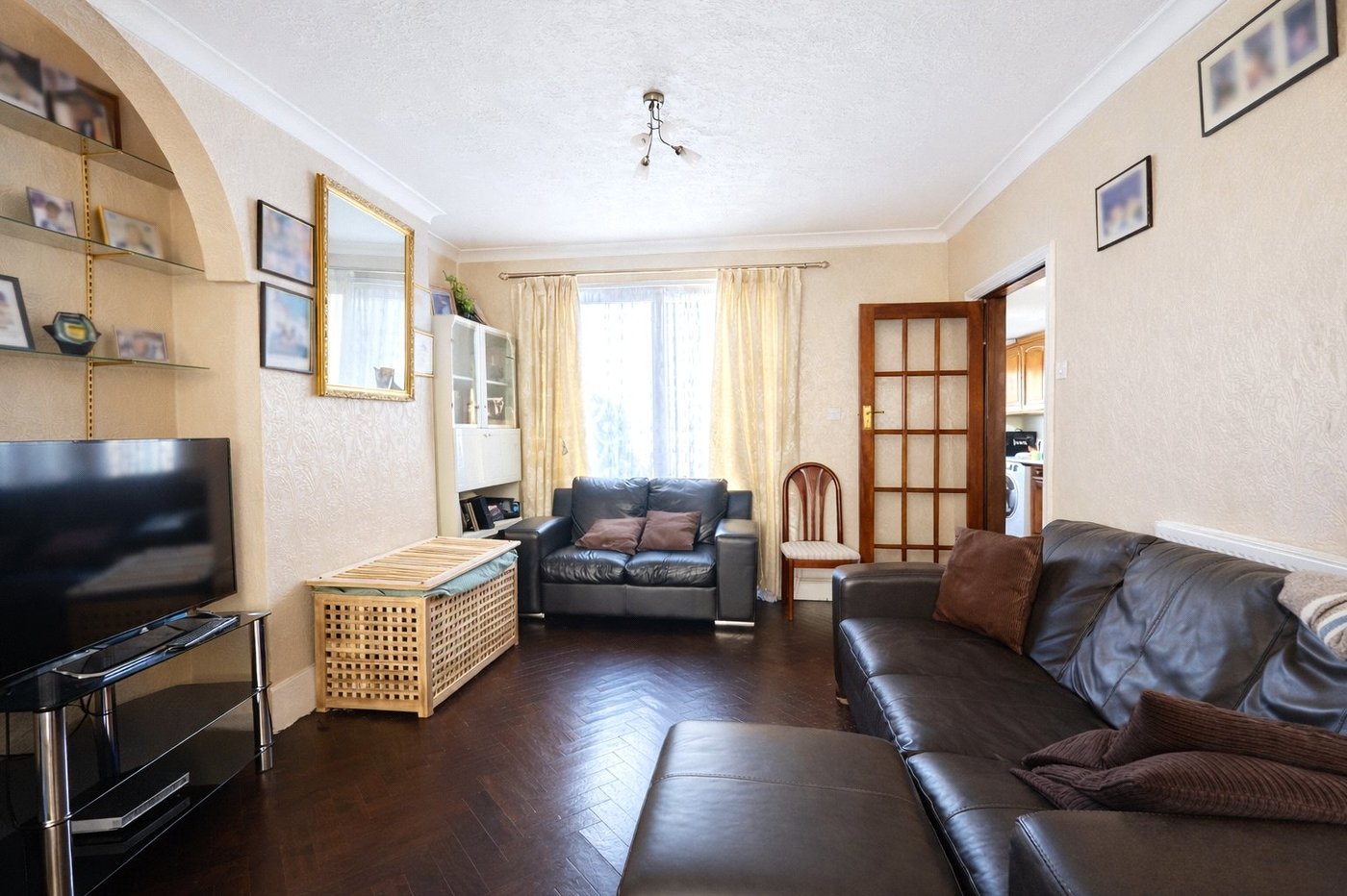 3 bedroom house for sale in Bromley | Robinson Jackson
