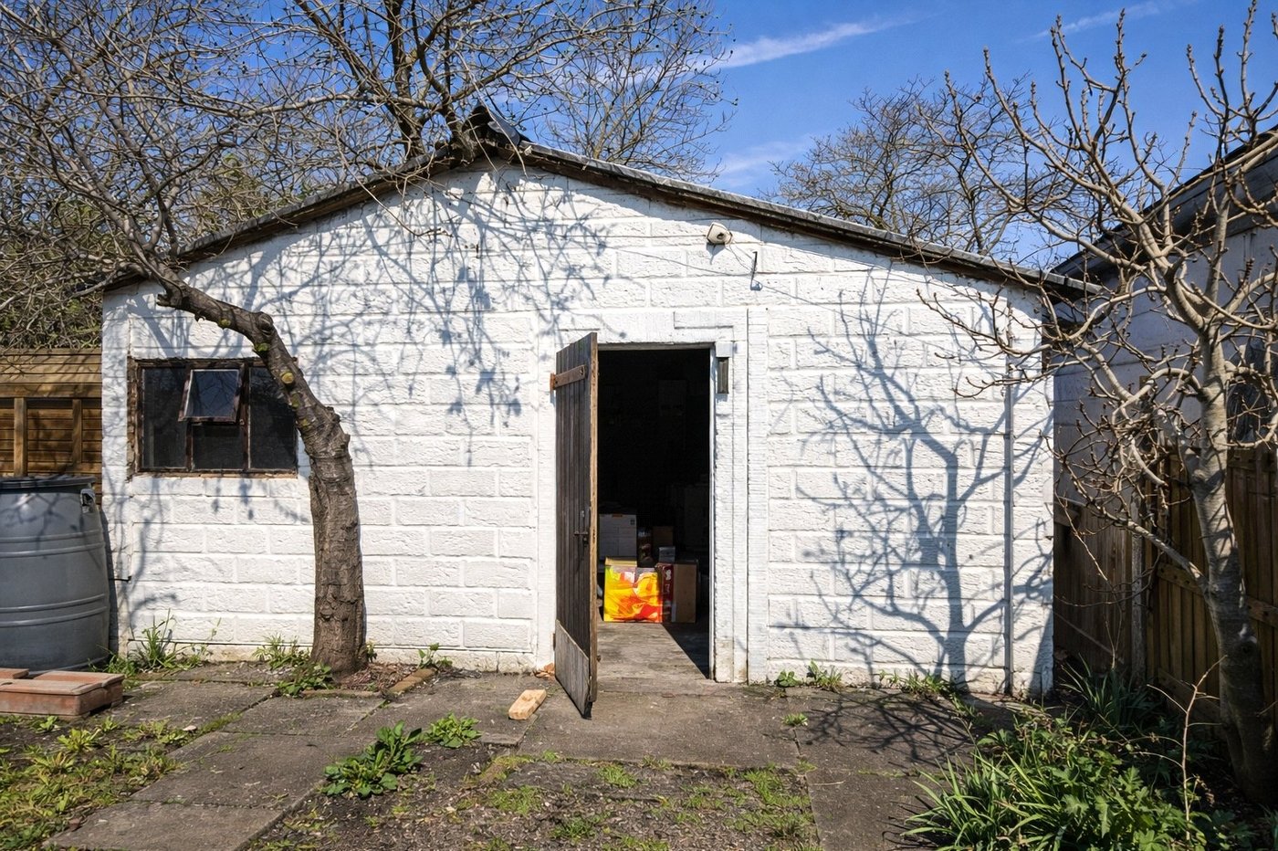 3 bedroom house for sale in Bromley | Robinson Jackson