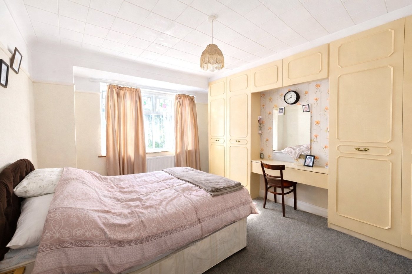 3 bedroom house for sale in Bromley | Robinson Jackson