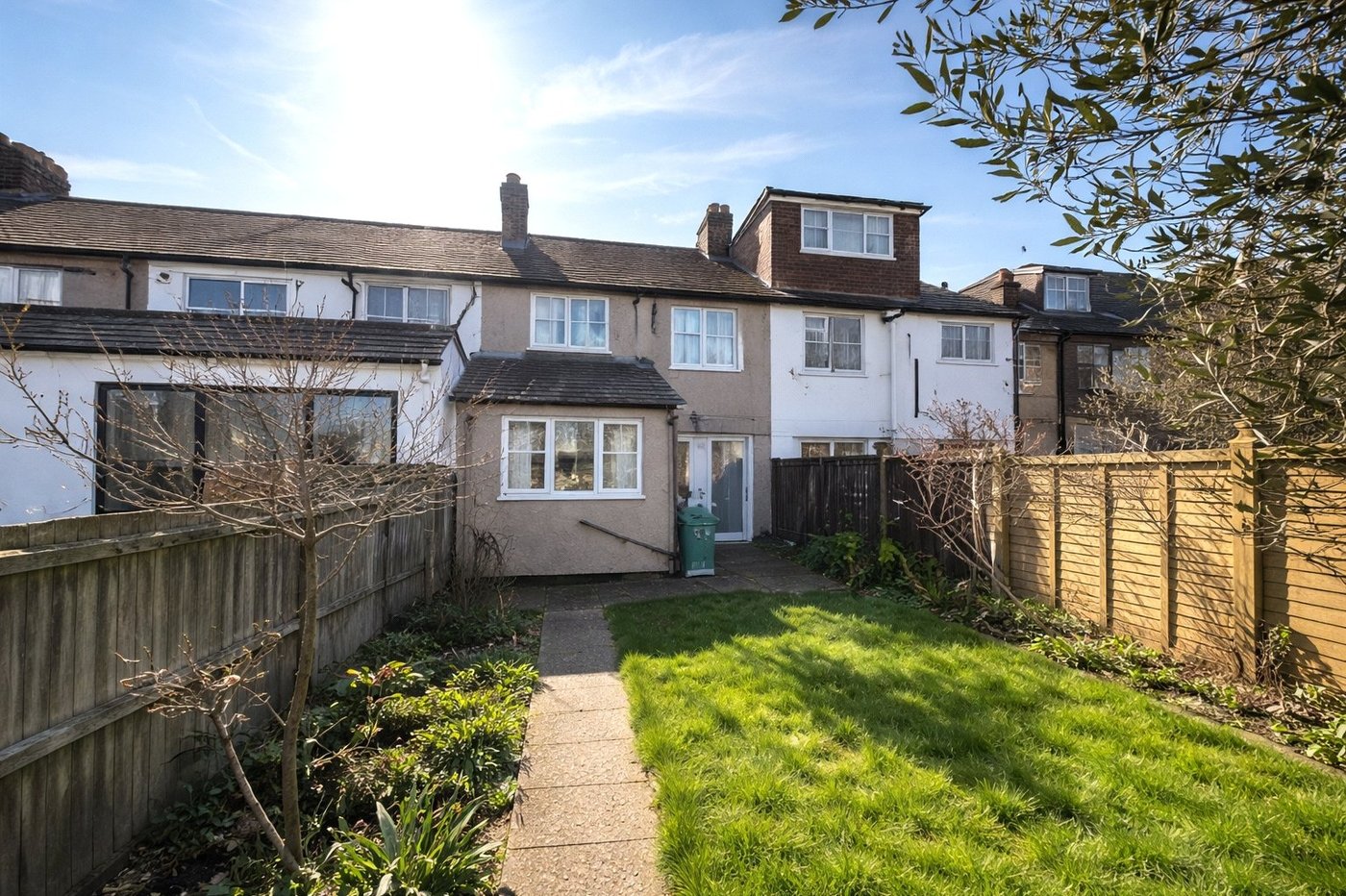 3 bedroom house for sale in Bromley | Robinson Jackson