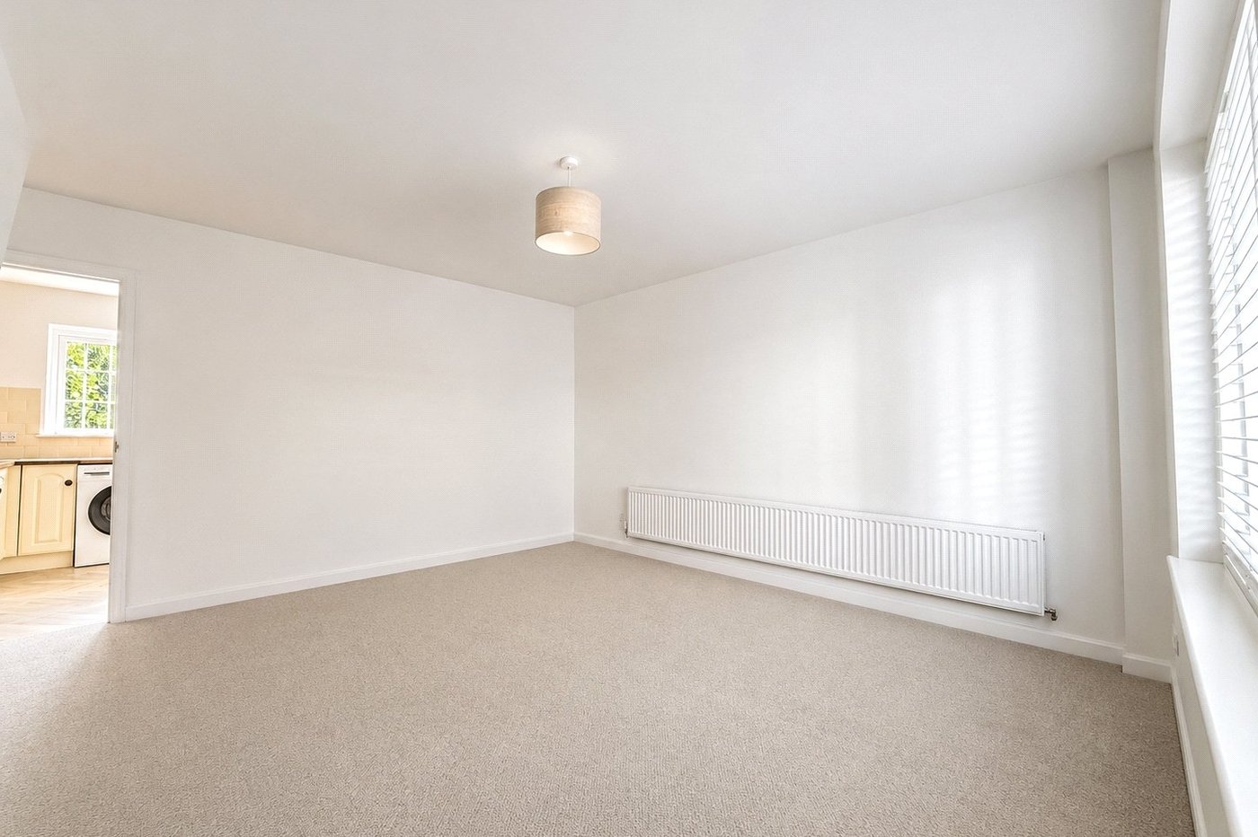 2 bedroom house for sale in London | Robinson Jackson