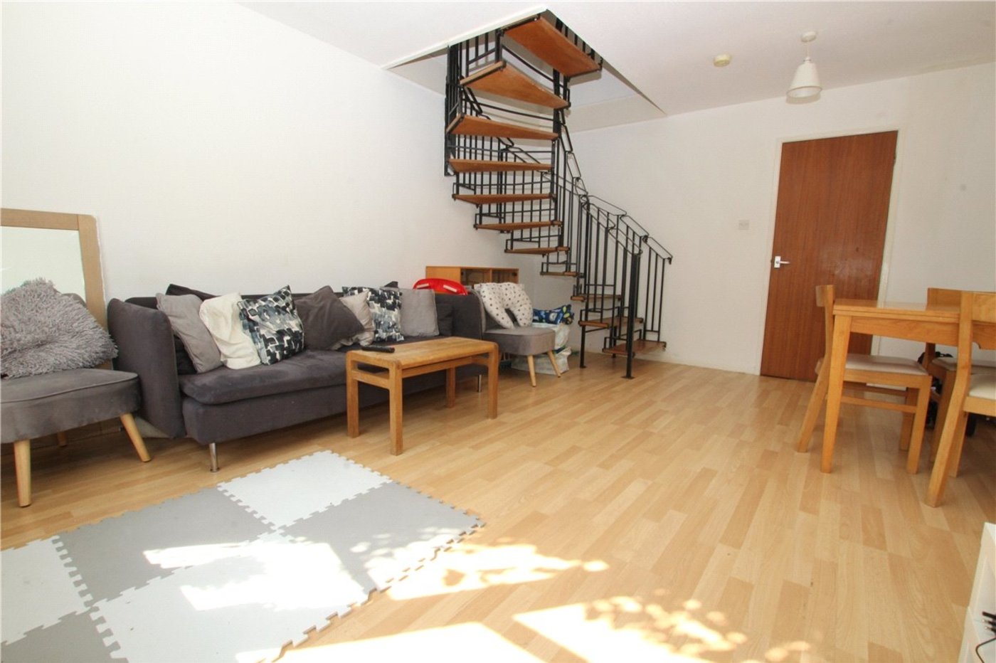 2 bedroom house for sale in St Pauls Cray | Robinson Jackson