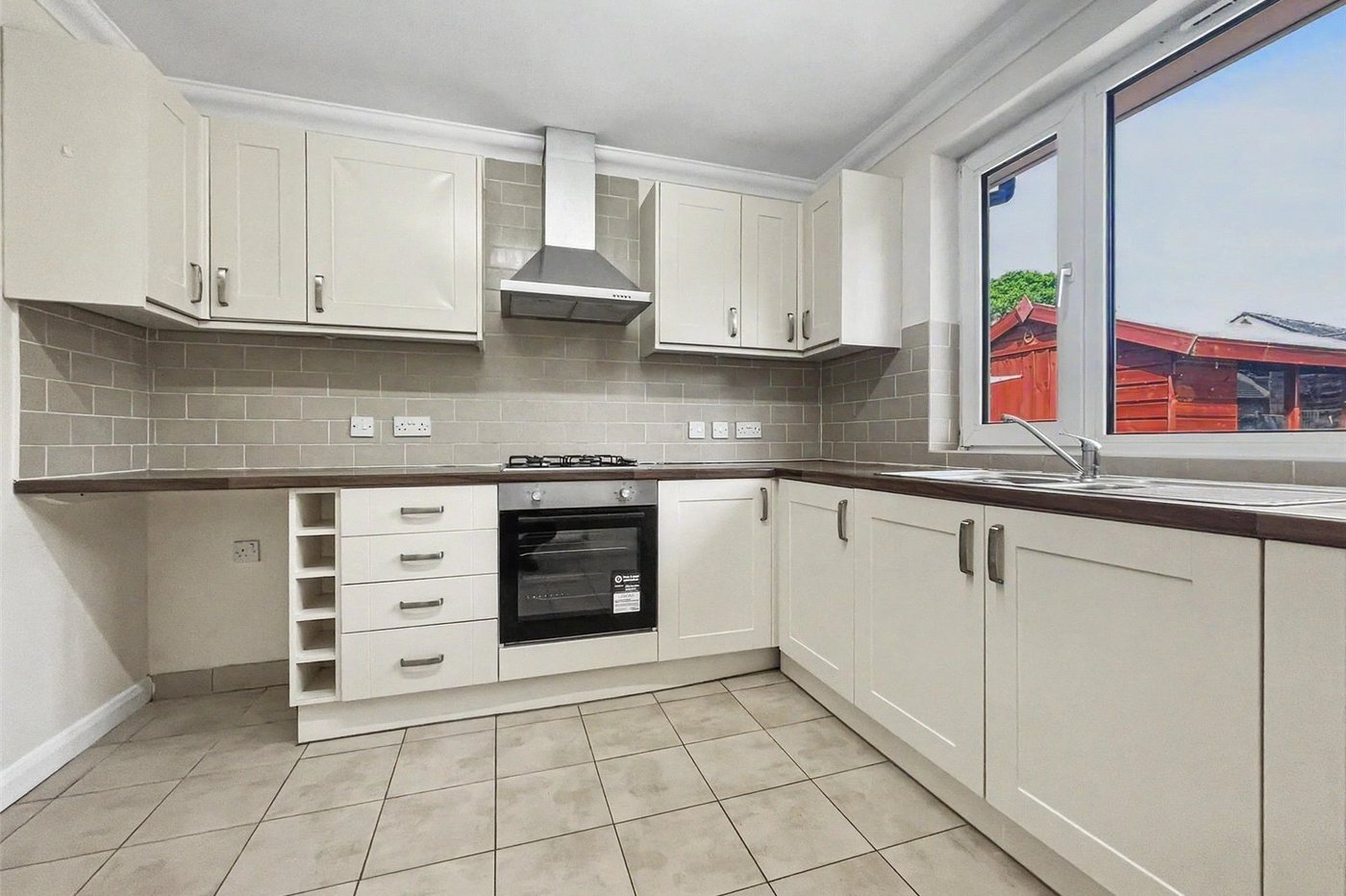 2 bedroom bungalow for sale in Wigmore | Robinson Michael & Jackson