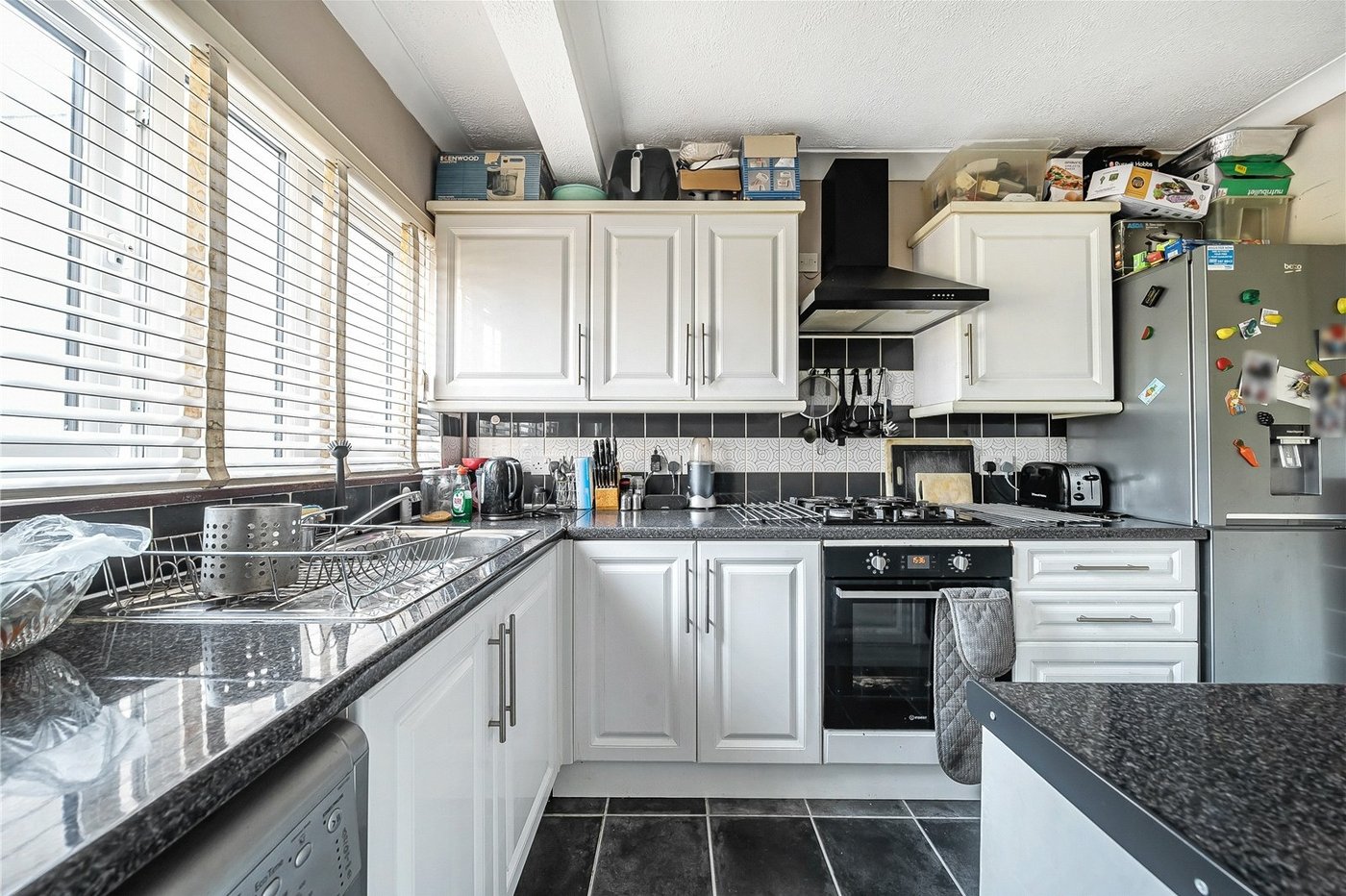 3 bedroom house for sale in London | Robinson Jackson