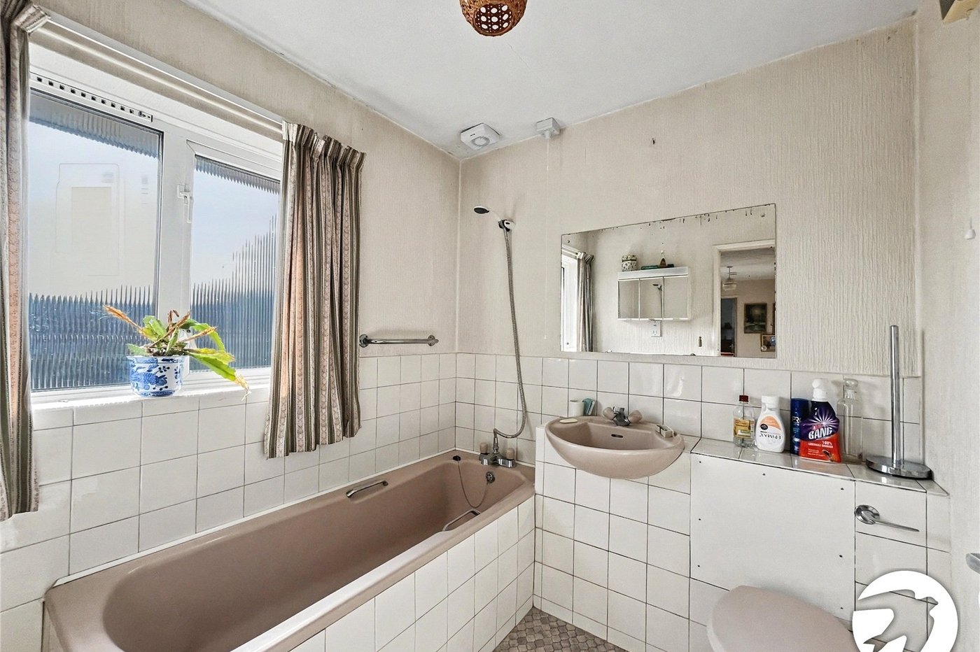 3 bedroom house for sale in Sittingbourne | Robinson Michael & Jackson