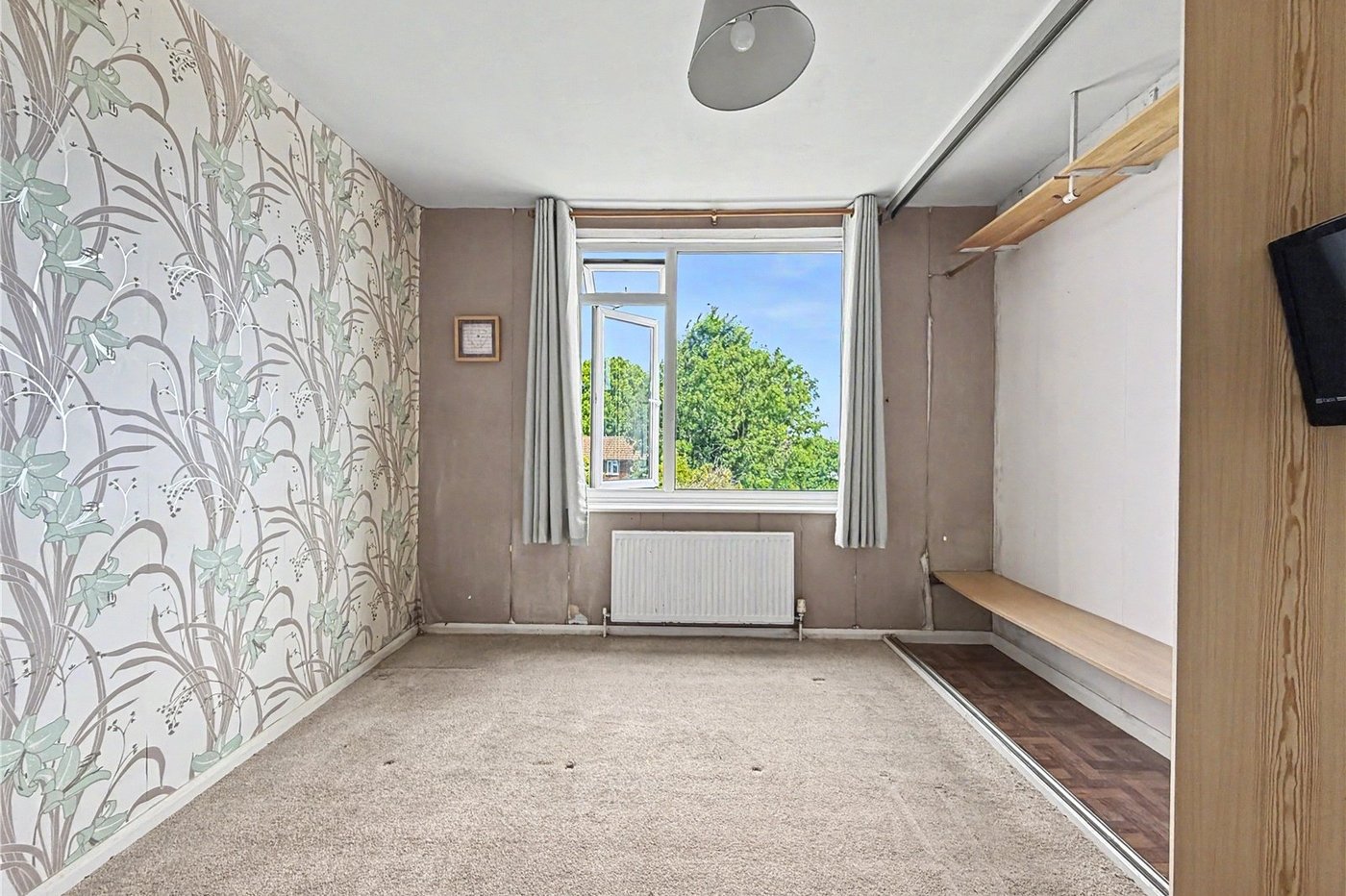 3 bedroom house for sale in Twydall | Robinson Michael & Jackson