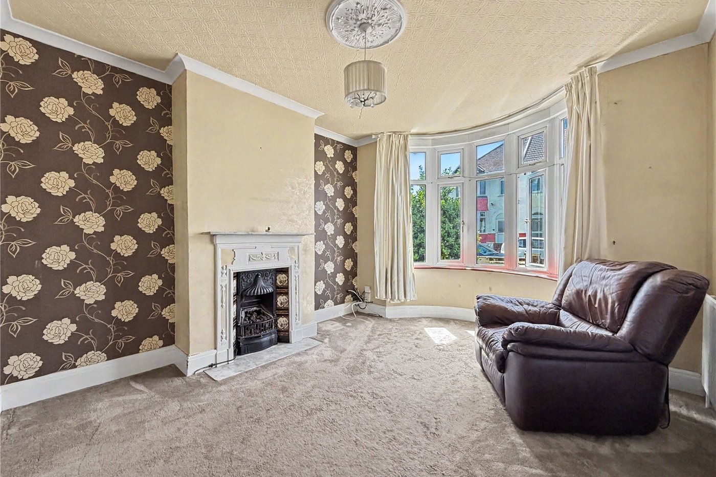 3 bedroom house for sale in Twydall | Robinson Michael & Jackson